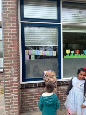 0AD8B4F1-9D40-4A65-AD65-61392C8A8163